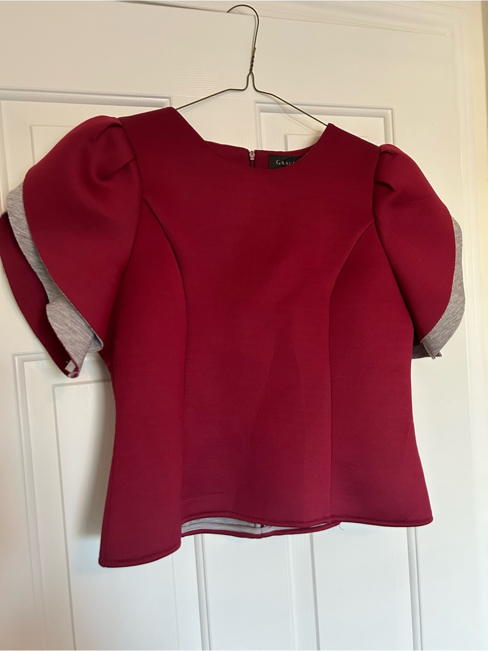 Gracia Burgundy Puff Sleeve Structured Top